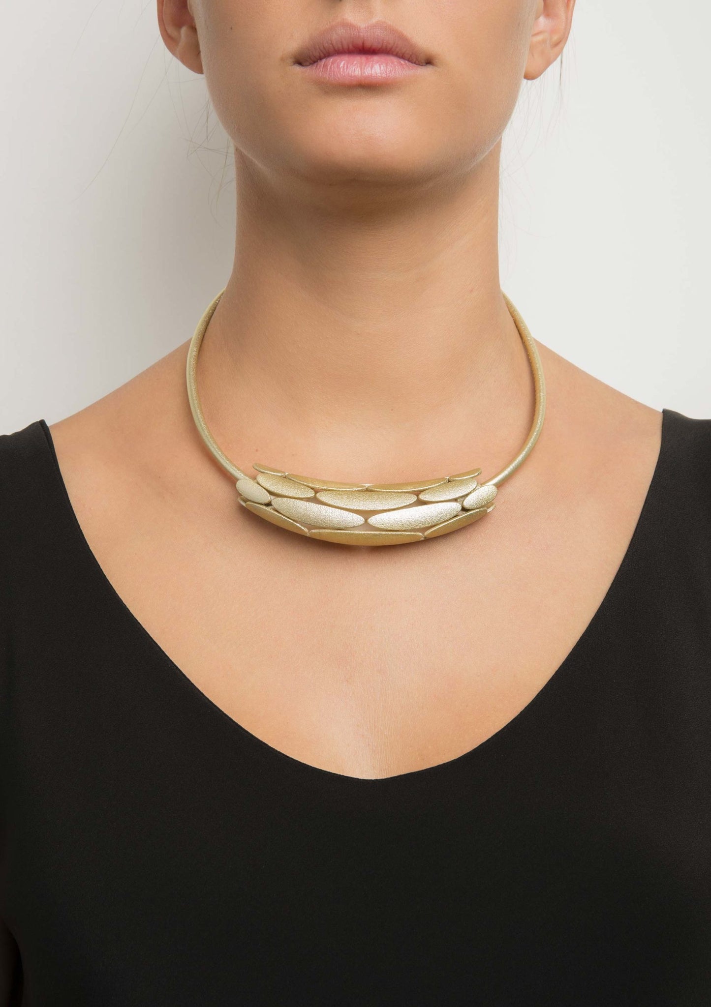 Armure Necklace