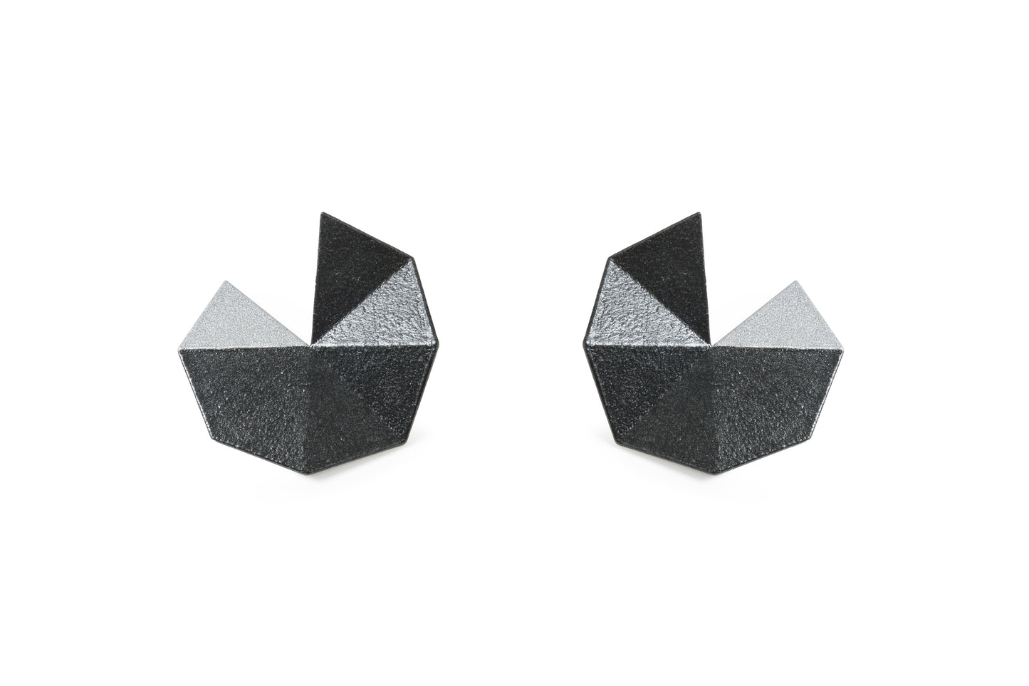 Leia Earrings 2