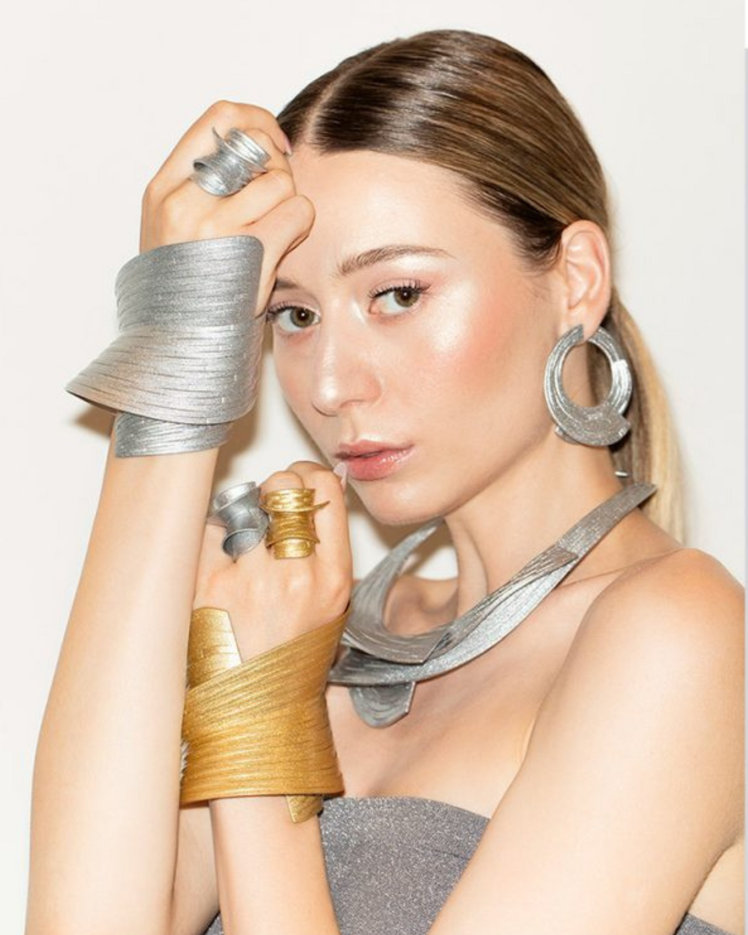 Lamina Collection