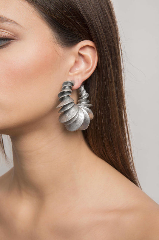 Bailong Earrings 2 (Metallic)