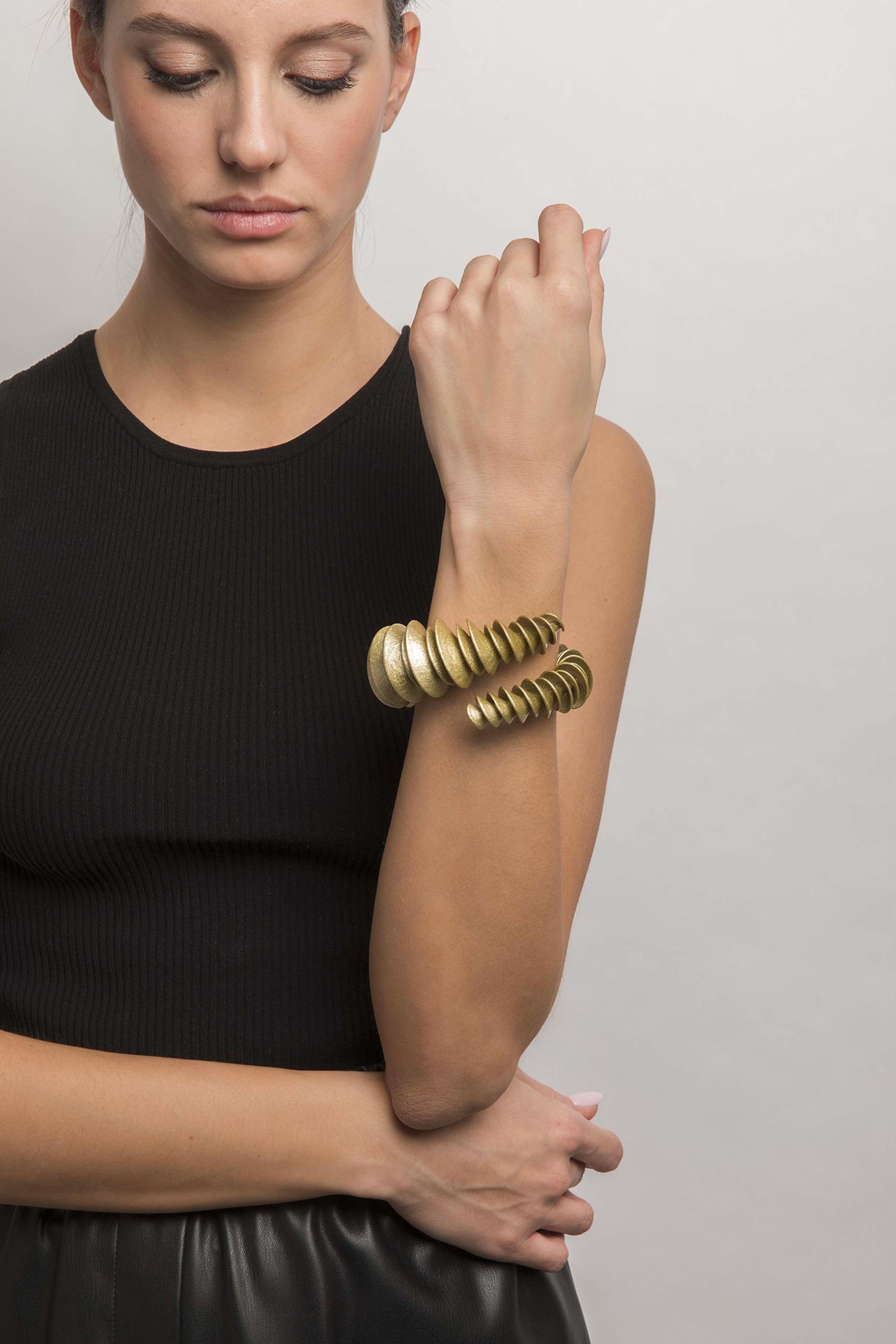 Bailong Bracelet (Metallic)