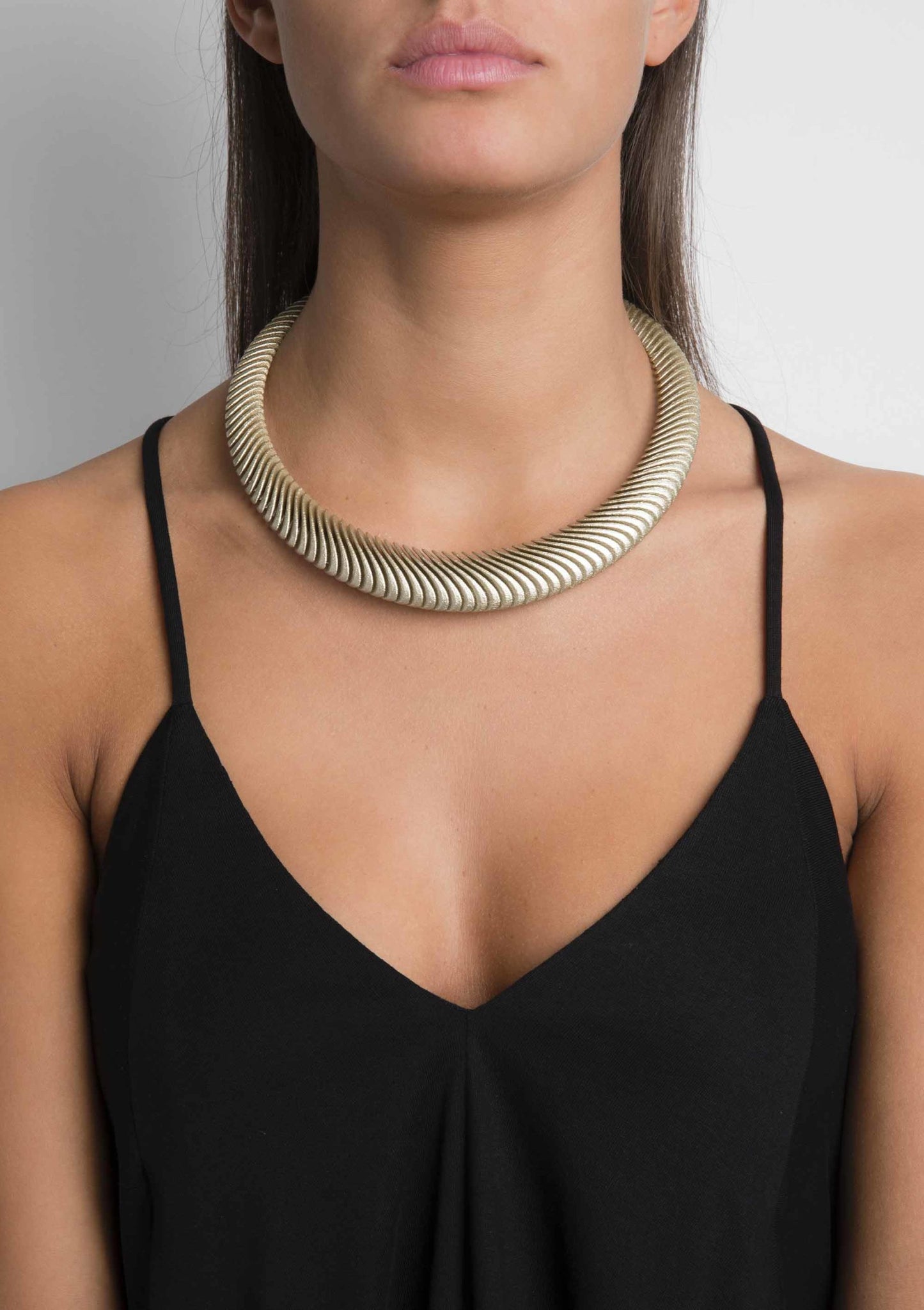 Bern Necklace (Metallic)