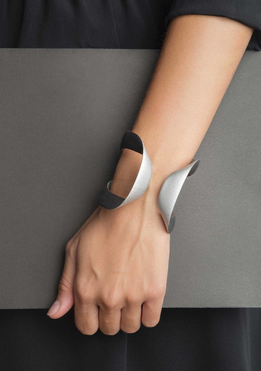 Flow Bracelet
