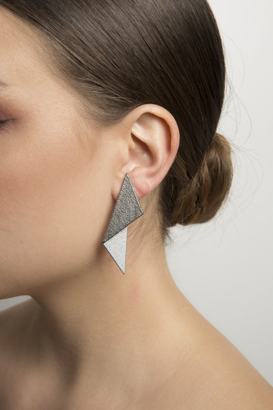 Leia Earrings 1