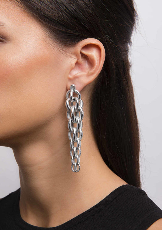 Magna Earrings 2