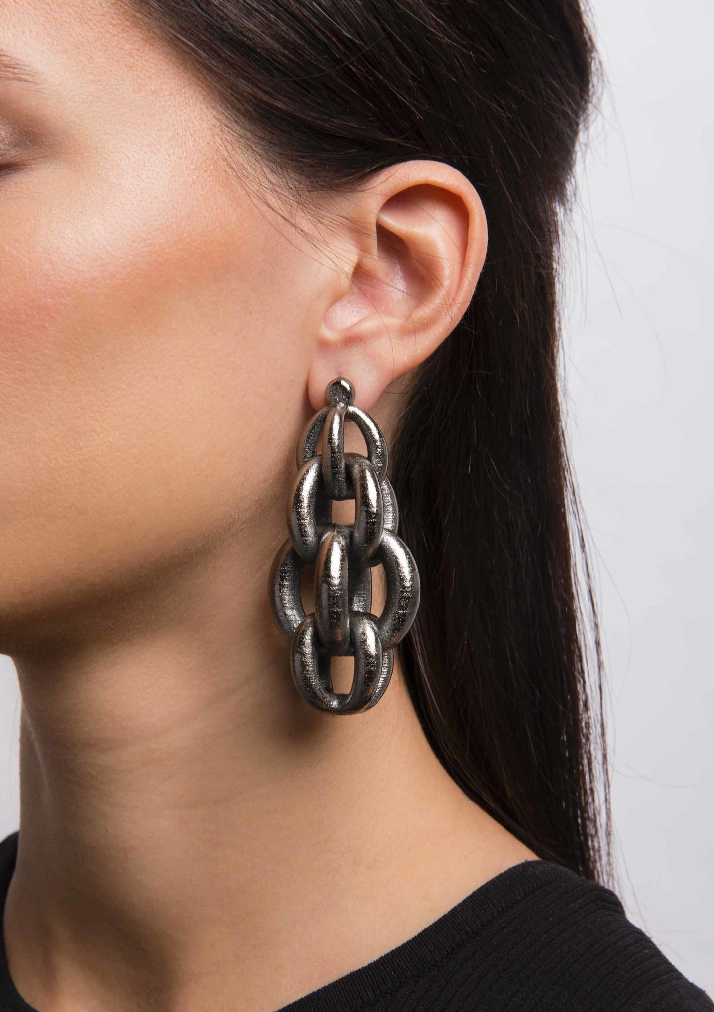 Magna Earrings 3